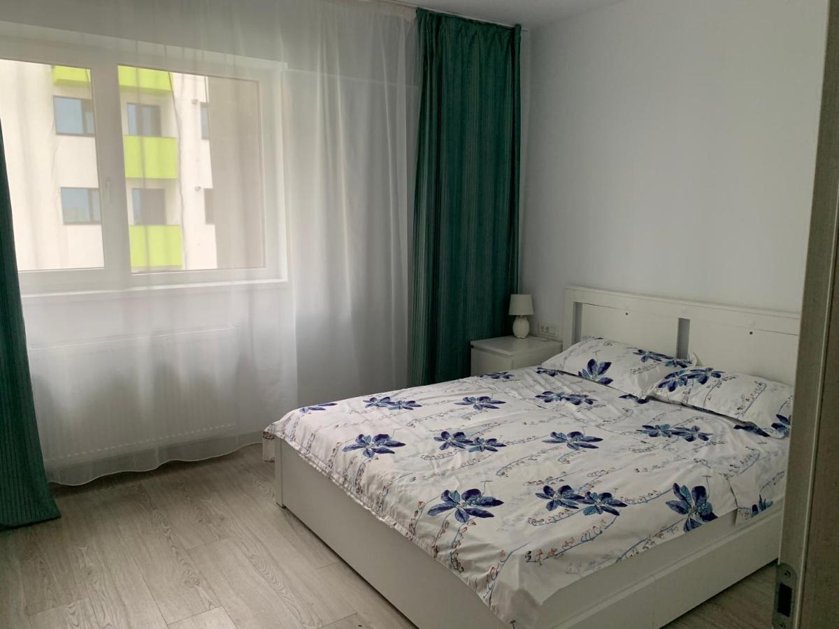 Black&White Suites Craiova Extérieur photo